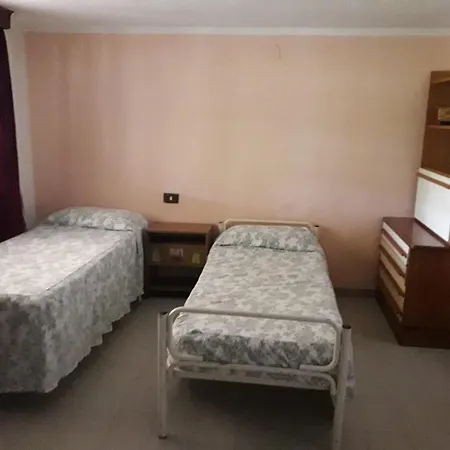 Casa Via Sardegna Синискола
